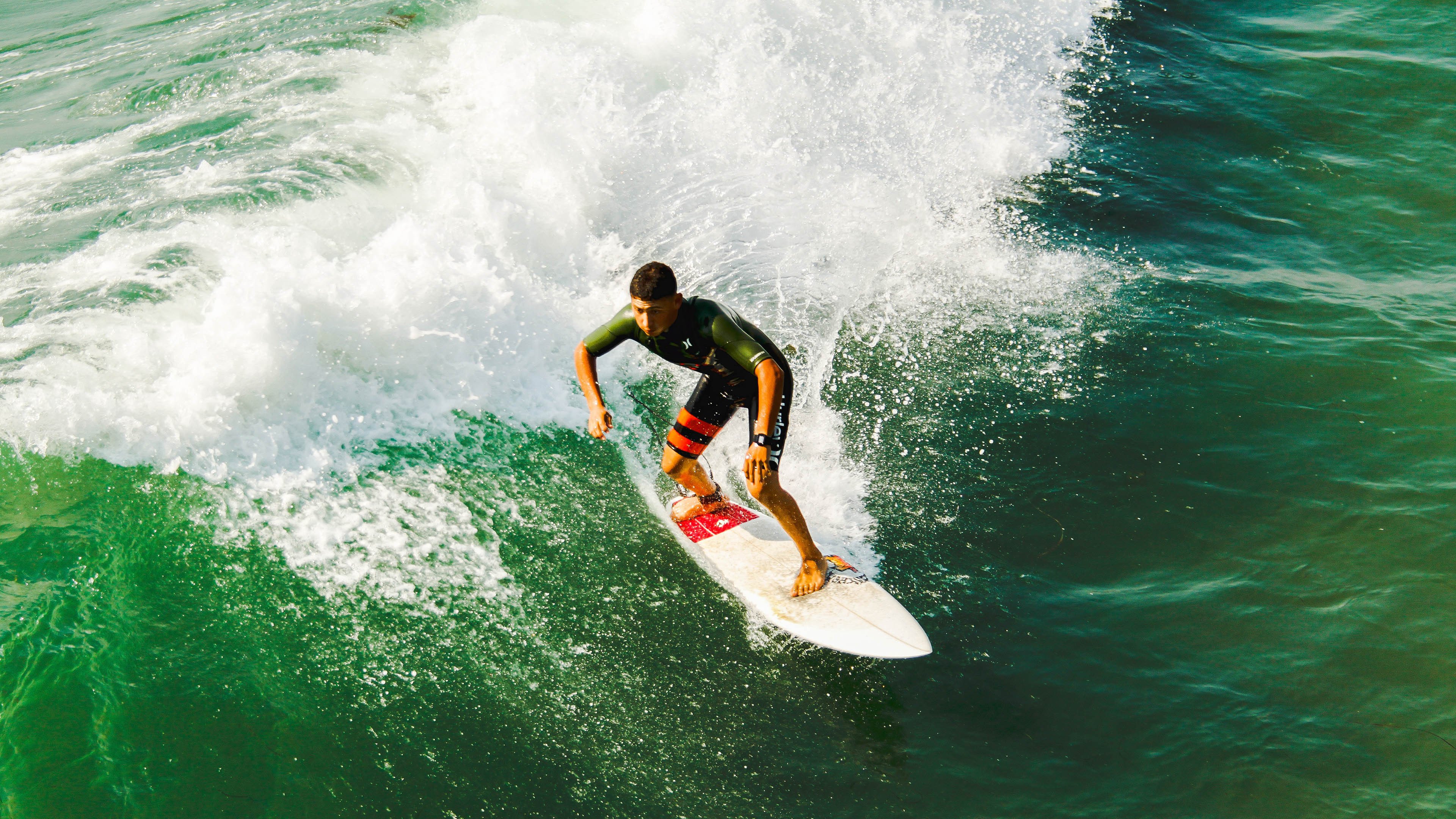 当北欧神话撞上爱琴海风暴，芬兰加时鏖战背后的篮球文明密码